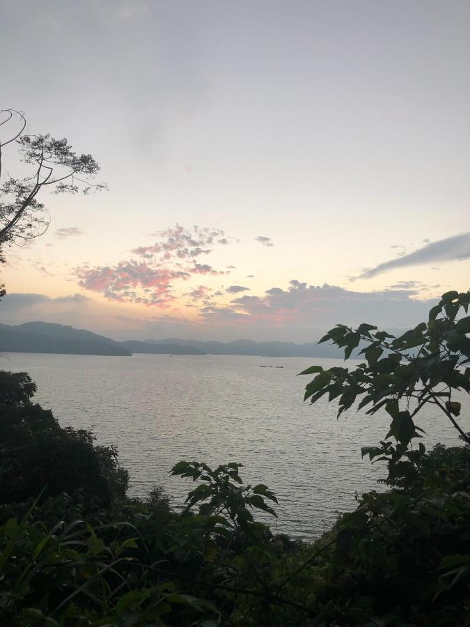 Sun Moon Lake Tan Hsiang Yu B&B Yuchi Esterno foto